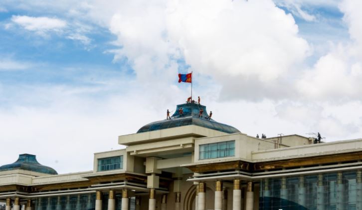 ФИТЧ агентлаг Монгол Улсын зээлжих зэрэглэлийн үнэлгээг “В”, төлөвийг “тогтвортой” хэвээр үлдээснийг баталгаажууллаа