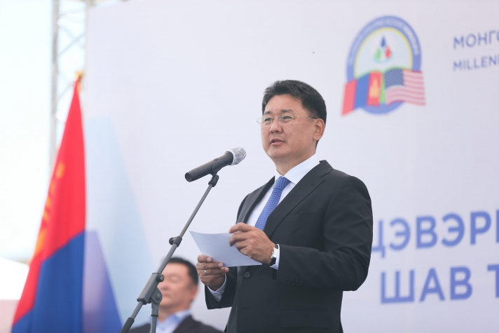 VOA: АНУ-БНХАУ-ын өрсөлдөөний талбар Монгол руу шилжиж байна