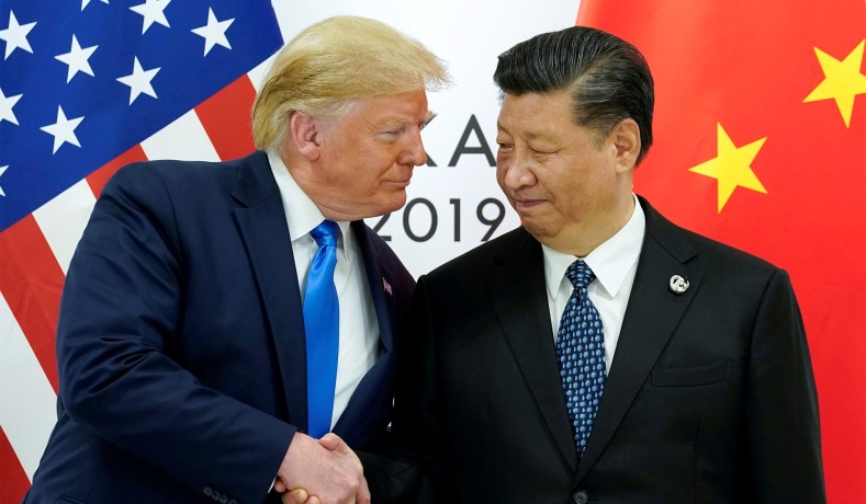 Хятадын үндэсний их баяр болох гэж байгаатай холбогдуулан Дональд Трамп шинээр тавих татварынхаа хугацааг хойшлуулжээ