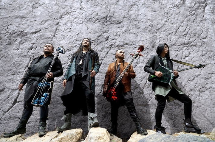 Ид шуугиулж буй Монголын "Хү" ардын метал рок хамтлаг дэлхийг эрхшээхээр зэхэж байна