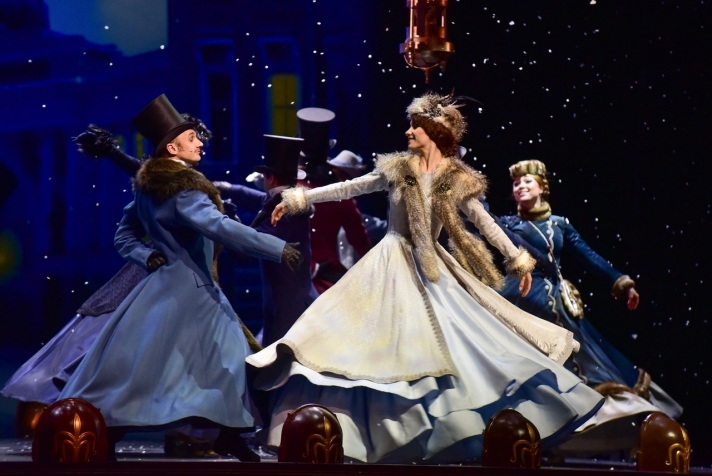 "Мюзикл" хэмээх төрөл зүйл ба "дуурийн хий үзэгдэл" (Le fantôme de l'Opéra)-ийн тухайд