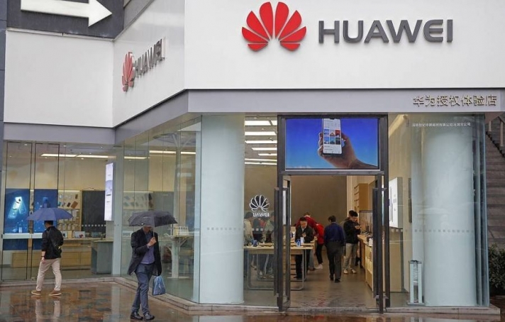 “Huawei” зохиогчийн эрхийн гэрчилгээ авах хүсэлт гаргасан тоогоороо тэргүүлжээ
