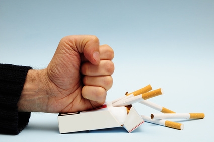 Тамхи хүний ой тогтоолтын чадварыг 4 хувиар, оюуны үйлдлийг 5,5 хувиар бууруулдаг