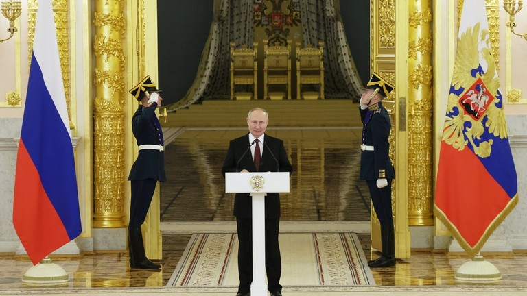 В.Путин өнөөдөр тав дахь удаагаа Ерөнхийлөгчийн тангараг өргөнө
