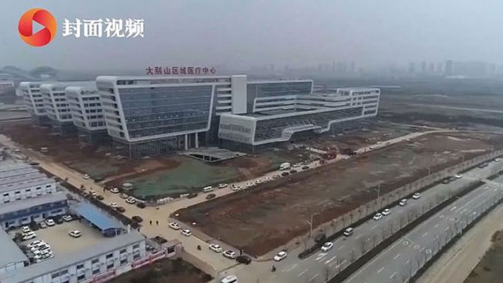 Хятад улс 48 цагийн дотор 1000 хүний ортой эмнэлэг барив