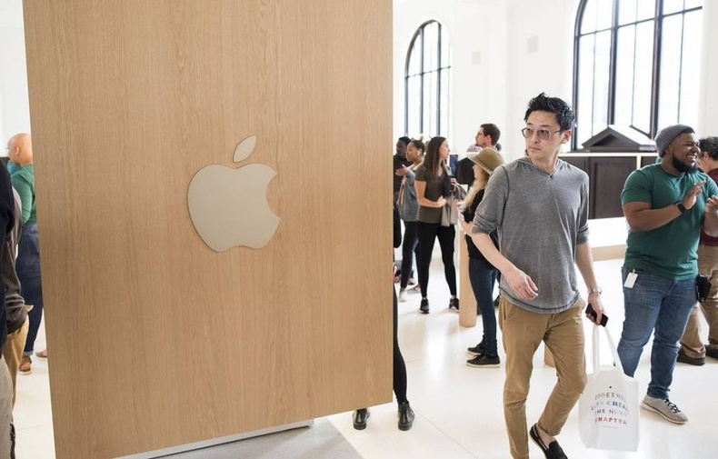 "Apple" компани “iTunes”-ээс татгалзжээ