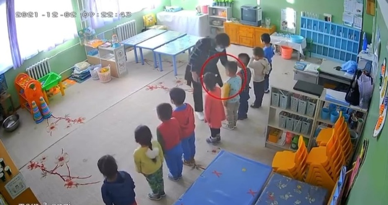 Д.ЦЭЦЭГДУЛАМ: Хүүхэд зодсон багшийн бичлэгийг цахим сүлжээнд цацсан нягтланг би зодоогүй