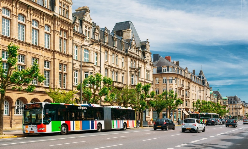 Люксембург нийтийн тээврээ үнэгүй болгосон дэлхийн анхны орон боллоо