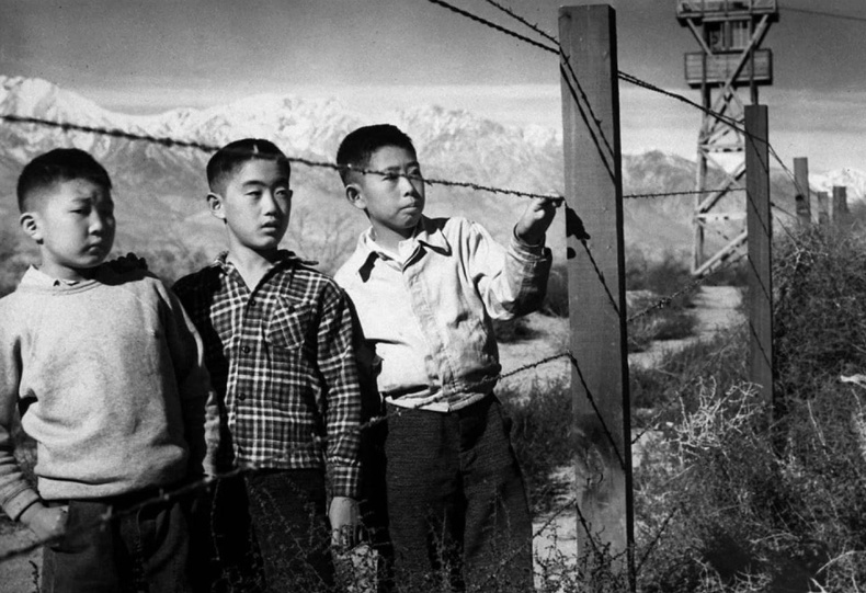 Калифорни муж Дэлхийн 2-р дайны үед Япон гаралтай Америкчуудыг хорьж байсандаа уучлалт гуйна