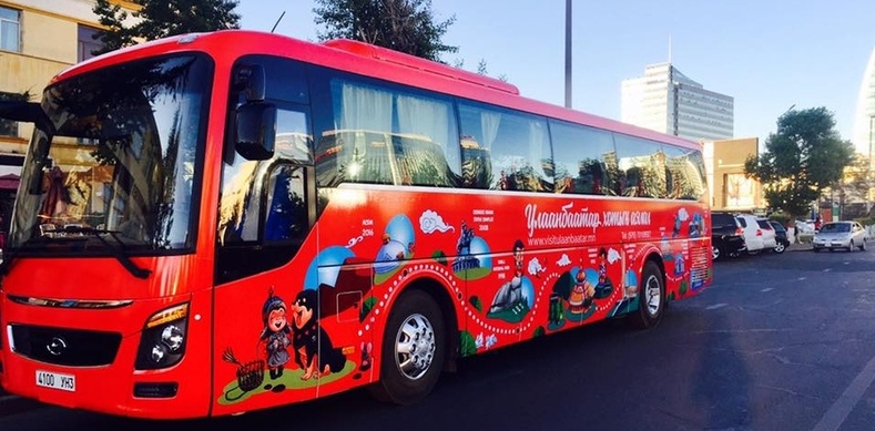 "Ulaanbaatar city tour" автобустай аялал жуулчдад үйлчилж байна