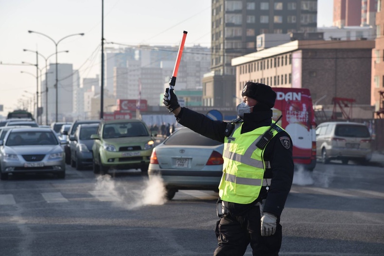 Согтуугаар жолоо барьж хөдөлгөөнд оролцвол 7-30 хоног баривчилж, 480-960 мянган төгрөгөөр торгоно