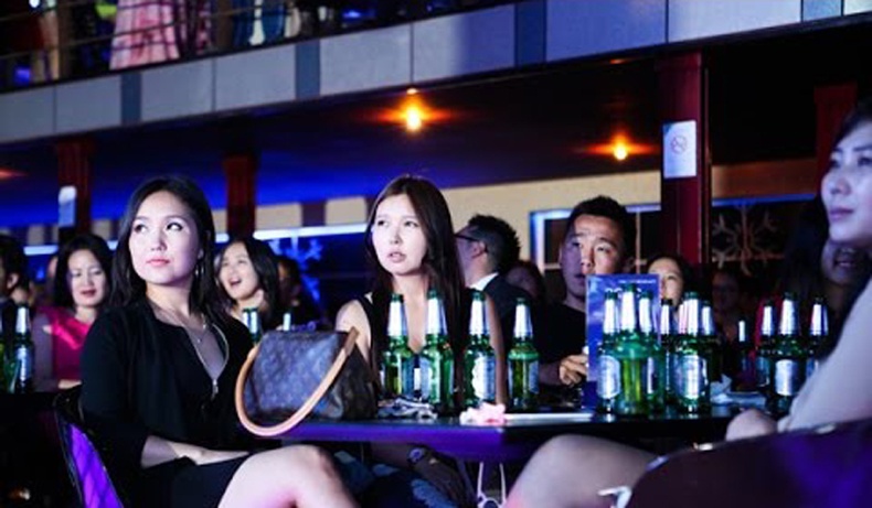 The Guardian: "Охид бүсгүйчүүд монгол эрчүүдээ голж эхэллээ"