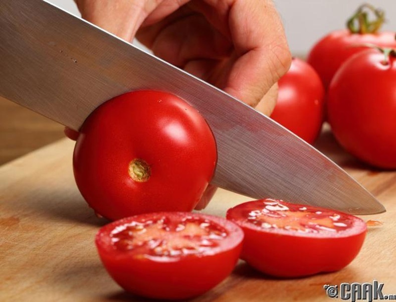Улаан лооль (Tomatoes)