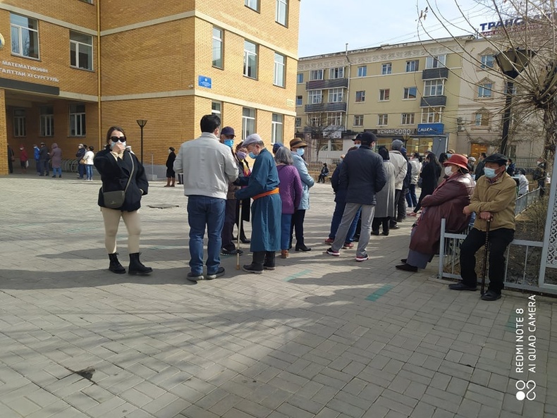 Ахмад настнуудыг вакцинжуулах ажил үргэлжилнэ