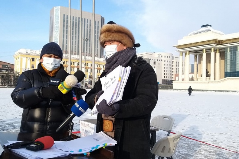 ​С.Ганбаатар: Рио Тинтогийн эсрэг нэхэмжлэлээ Нью-Йоркийн шүүхэд явуулсны дараа өлсгөлөнгөө зогсооно