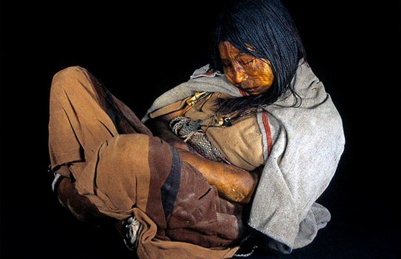 500 жилийн настай Инк охины занданшсан шарилын нууц